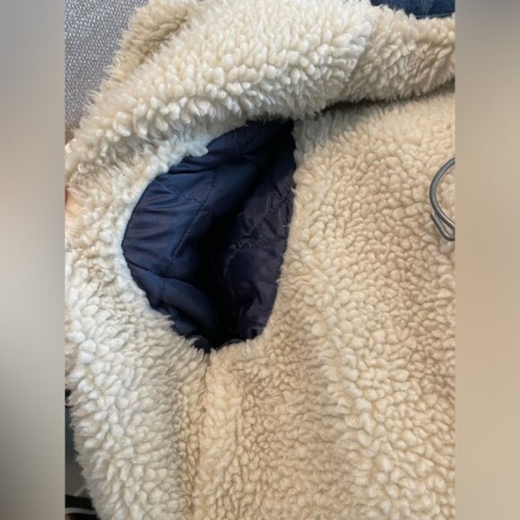 Madewell denim Sherpa lined boyfriend jacket, size XS (oversized). - Picture 8 of 9